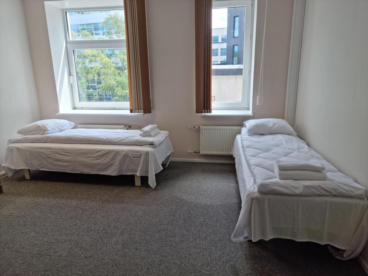 Room Near City Center Harbour Tallin Exterior foto