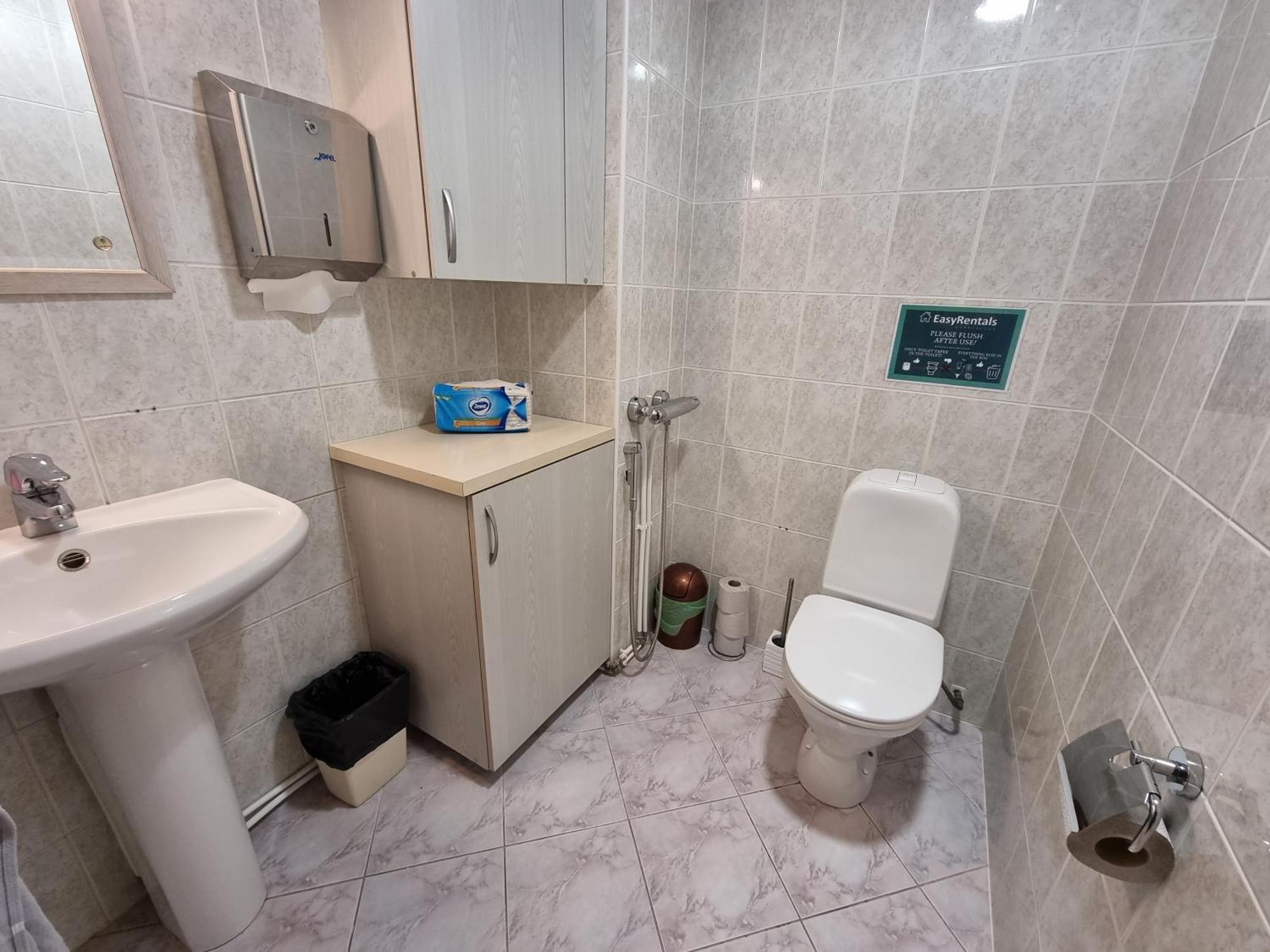 Room Near City Center Harbour Tallin Exterior foto