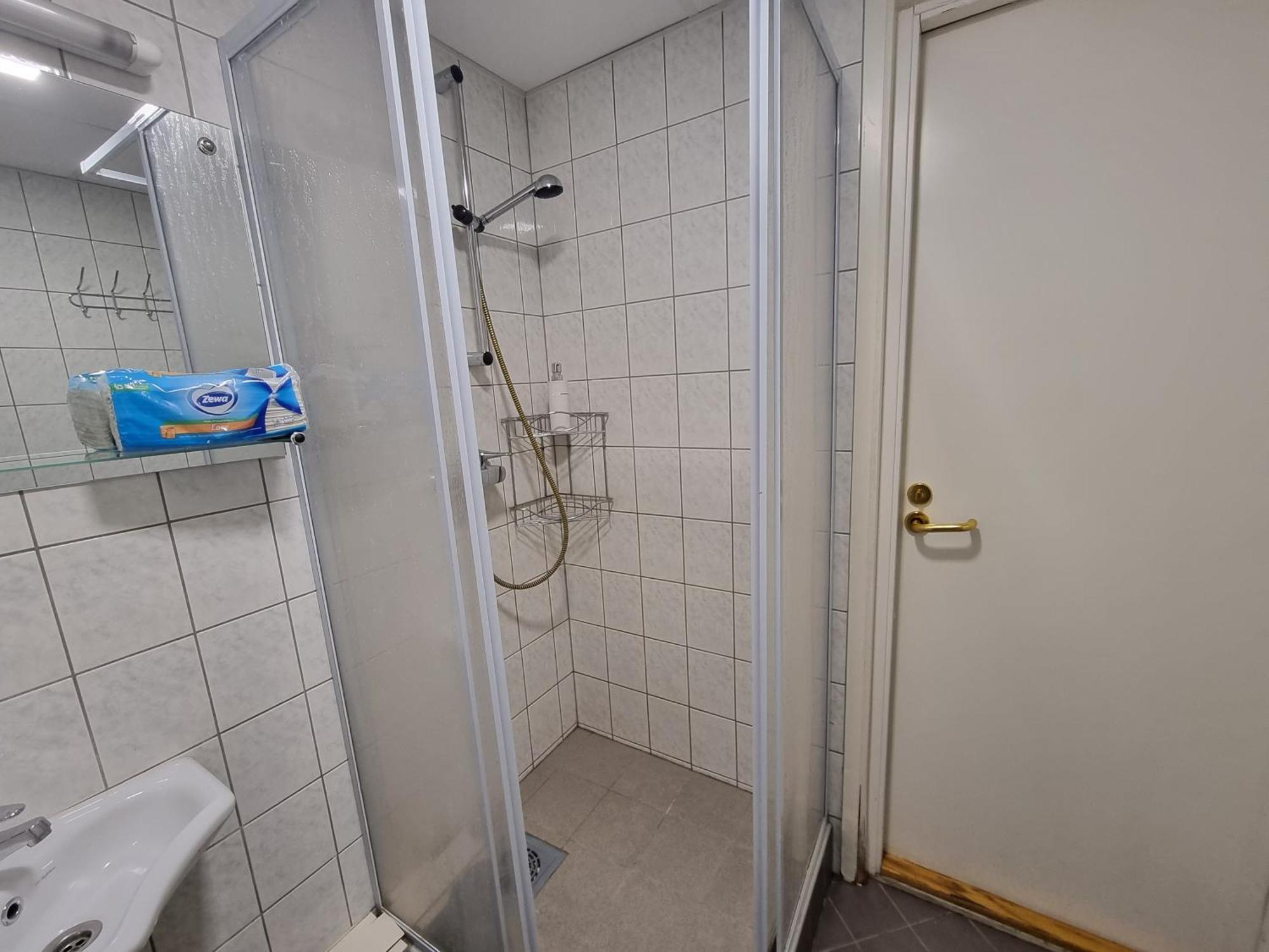 Room Near City Center Harbour Tallin Exterior foto