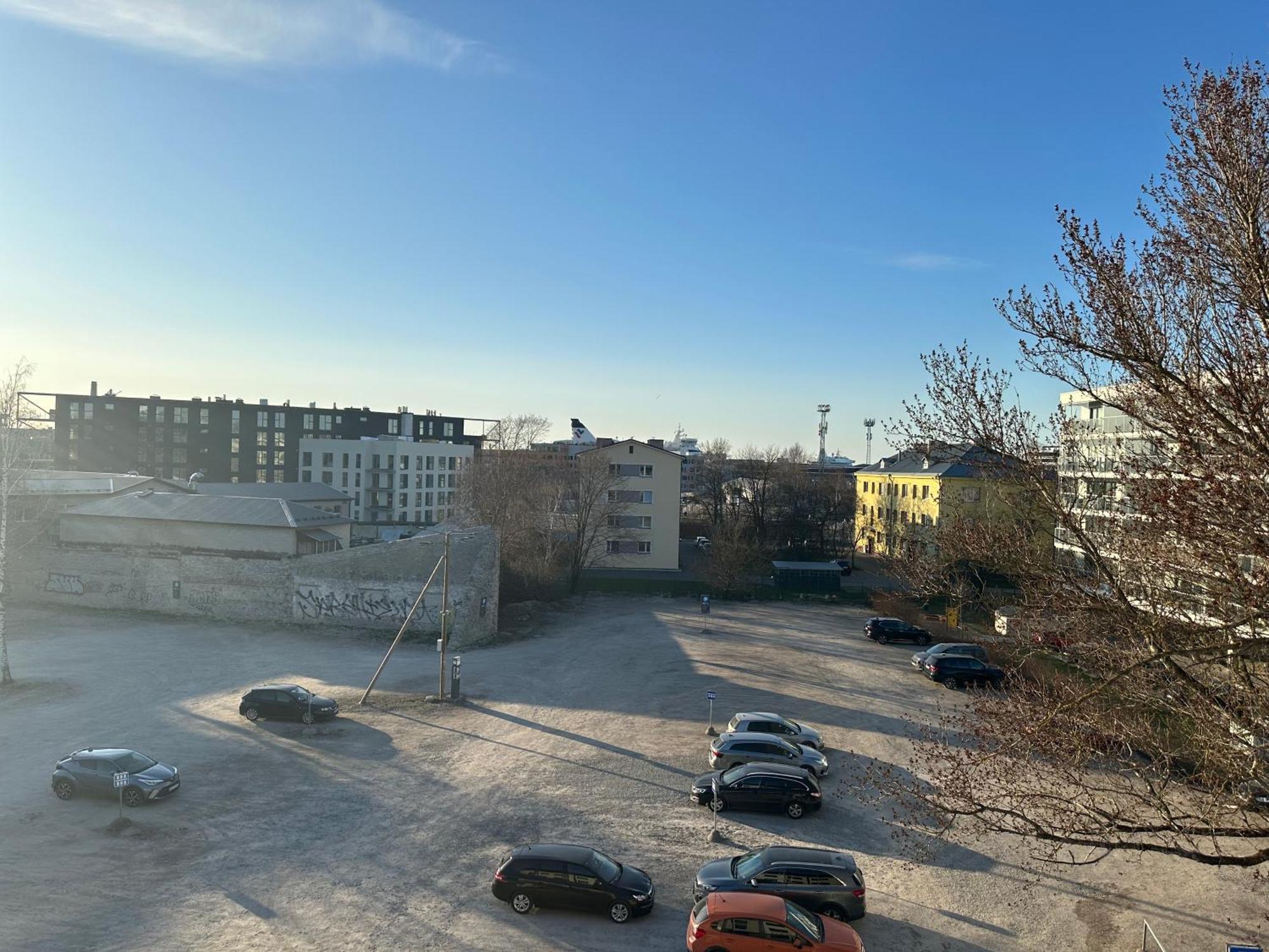 Room Near City Center Harbour Tallin Exterior foto